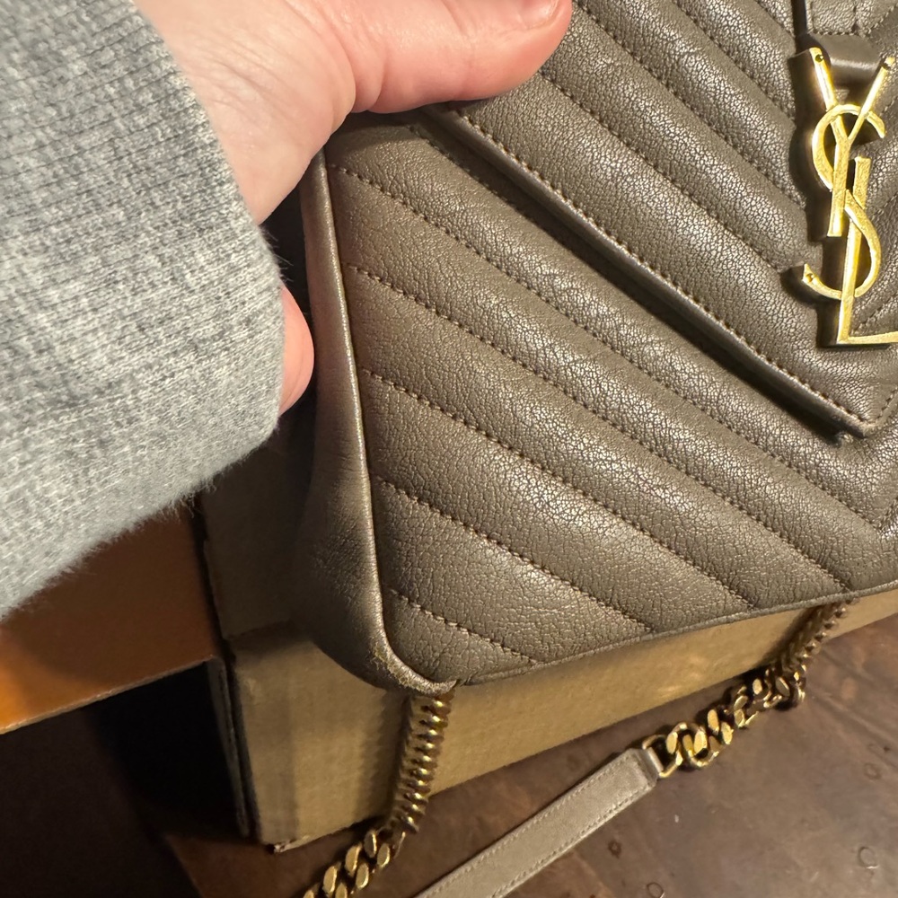 Yves Saint Laurent Quilted Shoulder Bag - Picture 9 of 16